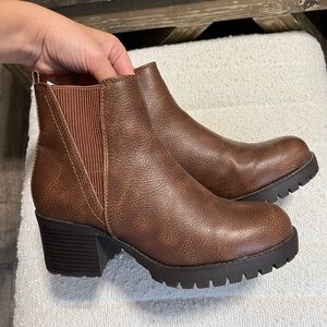 Brown boots